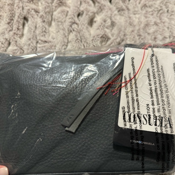 Brand new Consuela Keanu Your Way - Picture 5 of 13